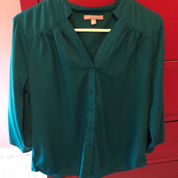 Banana Republic Tops - Banana Republic Silky Button-Up, size Large